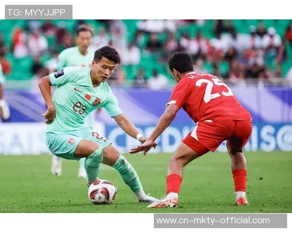 国足迎战卡塔尔期待逆袭全力争胜展现中国足球新气象